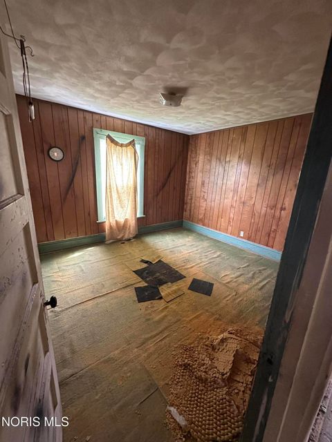 Tiny photo for 2478 Franklin Avenue, Toledo, OH 43620 (MLS # 10008670)