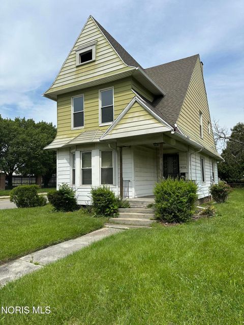 Homes For Sale - 2478 Franklin Avenue<br/> Toledo, OH 43620