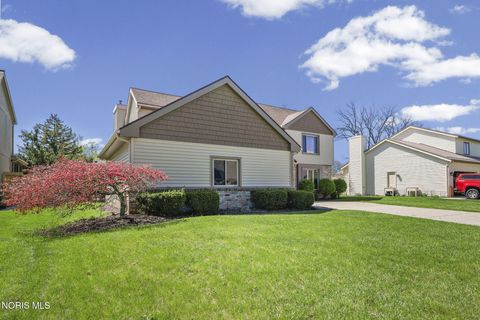 Tiny photo for 540 Thackeray Road, Maumee, OH 43537 (MLS # 10006834)
