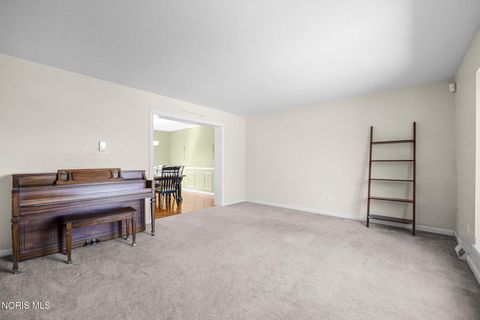 Tiny photo for 540 Thackeray Road, Maumee, OH 43537 (MLS # 10006834)