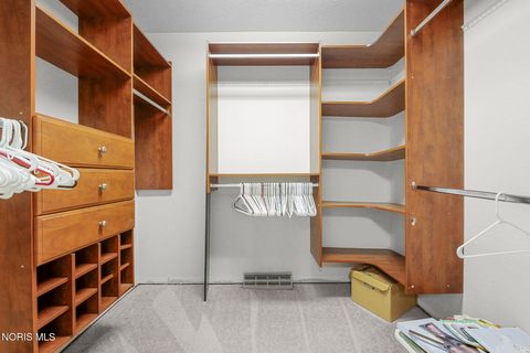 Tiny photo for 540 Thackeray Road, Maumee, OH 43537 (MLS # 10006834)