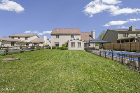 Tiny photo for 540 Thackeray Road, Maumee, OH 43537 (MLS # 10006834)