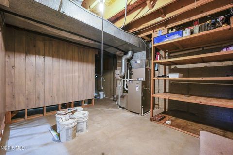 Tiny photo for 540 Thackeray Road, Maumee, OH 43537 (MLS # 10006834)