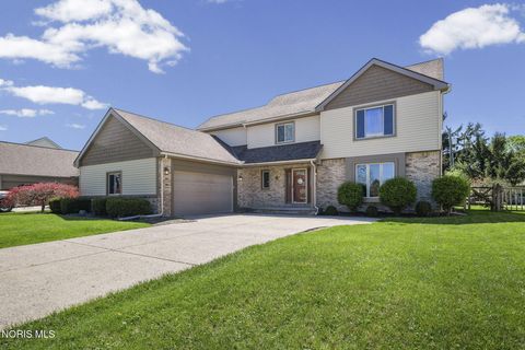Tiny photo for 540 Thackeray Road, Maumee, OH 43537 (MLS # 10006834)