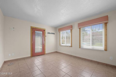 Tiny photo for 540 Thackeray Road, Maumee, OH 43537 (MLS # 10006834)