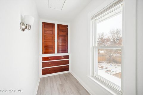 Tiny photo for 4128 Burnham Avenue, Toledo, OH 43612 (MLS # 10002160)