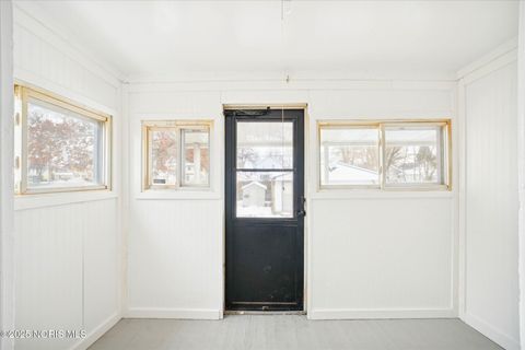 Tiny photo for 4128 Burnham Avenue, Toledo, OH 43612 (MLS # 10002160)