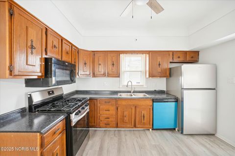 Tiny photo for 4128 Burnham Avenue, Toledo, OH 43612 (MLS # 10002160)