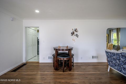 Tiny photo for 1450 S Lallendorf Road, Oregon, OH 43616 (MLS # 10005298)