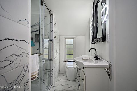 Tiny photo for 1450 S Lallendorf Road, Oregon, OH 43616 (MLS # 10005298)