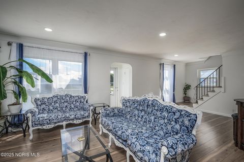 Tiny photo for 1450 S Lallendorf Road, Oregon, OH 43616 (MLS # 10005298)