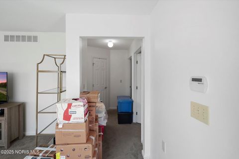 Tiny photo for 4415 Angola Road, Toledo, OH 43615 (MLS # 10000849)