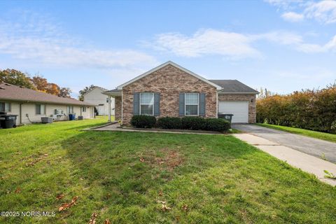 Photo of 4415 Angola Road, Toledo, OH 43615 (MLS # 10000849)