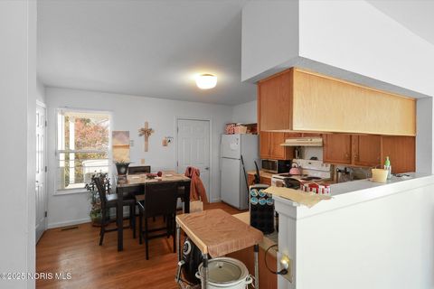 Tiny photo for 4415 Angola Road, Toledo, OH 43615 (MLS # 10000849)