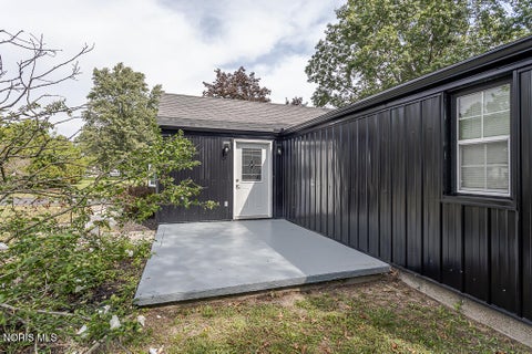 Tiny photo for 847 S King Road, Holland, OH 43528 (MLS # 10013557)