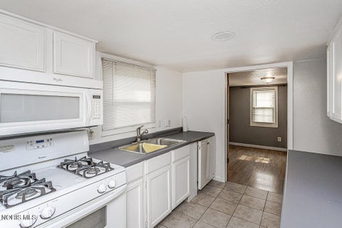 Tiny photo for 847 S King Road, Holland, OH 43528 (MLS # 10013557)