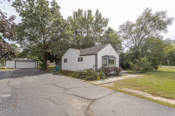 847 S KING RD, HOLLAND, OH 43528 - Image f3c4a9e8aab31b79cbeb4b34af3882fa/3844056336