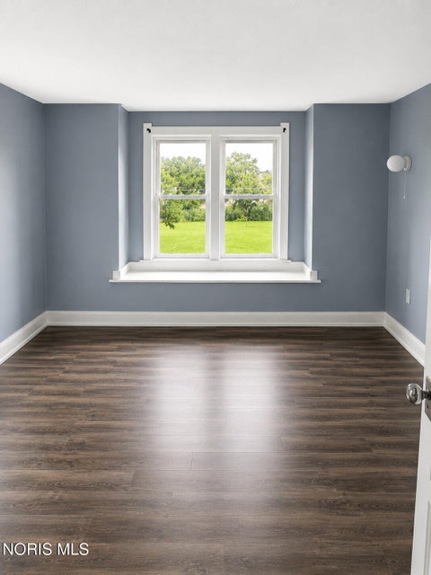 Tiny photo for 202 Hathaway Street, Toledo, OH 43605 (MLS # 10012133)