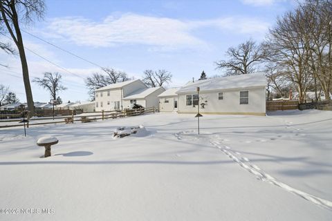 Tiny photo for 3208 Elmont Road, Toledo, OH 43615 (MLS # 10003547)