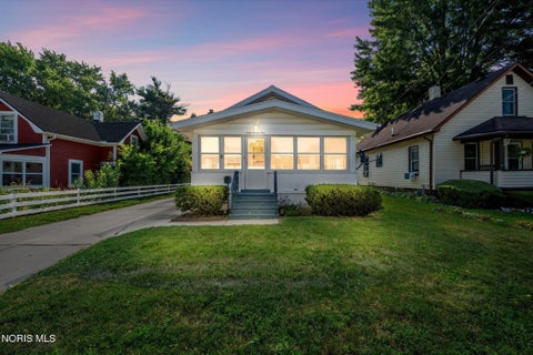Tiny photo for 6024 Park Street, Sylvania, OH 43560 (MLS # 10010015)