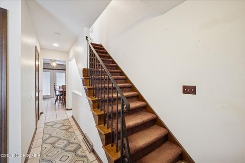 Tiny photo for 5909 Tetherwood Drive, Toledo, OH 43613 (MLS # 10002010)