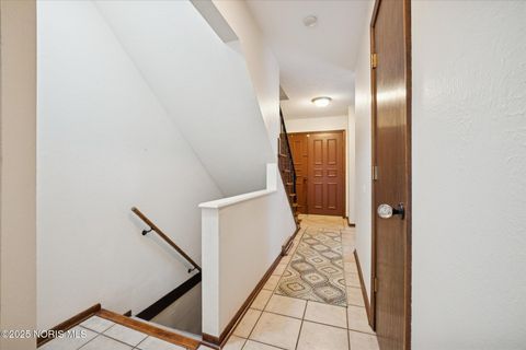 Tiny photo for 5909 Tetherwood Drive, Toledo, OH 43613 (MLS # 10002010)