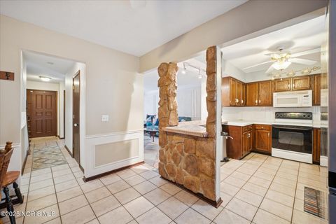 Tiny photo for 5909 Tetherwood Drive, Toledo, OH 43613 (MLS # 10002010)