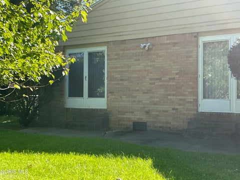 Tiny photo for 1521 Cherry Valley Road, Toledo, OH 43607 (MLS # 10012318)