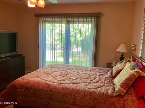 Tiny photo for 1521 Cherry Valley Road, Toledo, OH 43607 (MLS # 10012318)