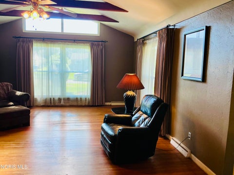 Tiny photo for 1521 Cherry Valley Road, Toledo, OH 43607 (MLS # 10012318)