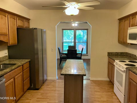 Tiny photo for 1521 Cherry Valley Road, Toledo, OH 43607 (MLS # 10012318)
