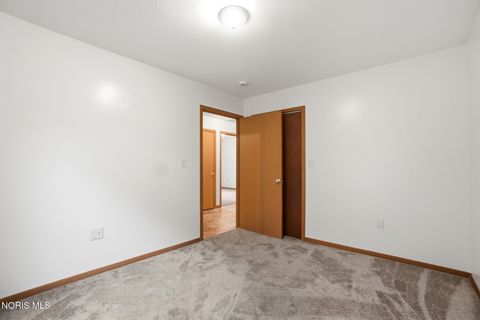 Tiny photo for 827 Wilson Street, Findlay, OH 45840 (MLS # 10008129)