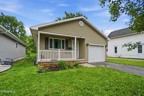 Tiny photo for 827 Wilson Street, Findlay, OH 45840 (MLS # 10008129)