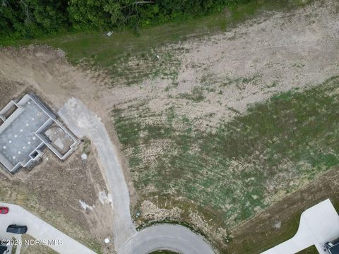 Tiny photo for 135 Coach House Loop, Bowling Green, OH 43402 (MLS # 10003214)