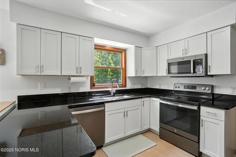 Tiny photo for 491 Patriot West Drive, Waterville, OH 43566 (MLS # 10000873)