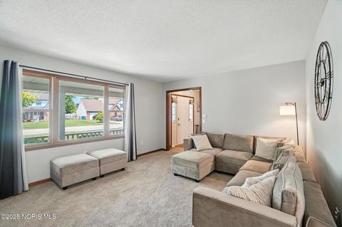 Tiny photo for 491 Patriot West Drive, Waterville, OH 43566 (MLS # 10000873)