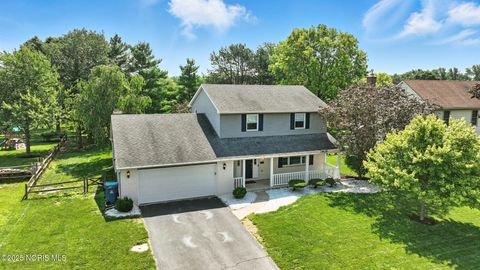 Tiny photo for 491 Patriot West Drive, Waterville, OH 43566 (MLS # 10000873)