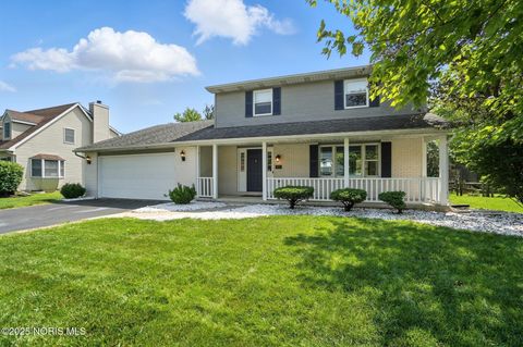 Photo of 491 Patriot West Drive, Waterville, OH 43566 (MLS # 10000873) Photo of 491 Patriot West Drive, Waterville, OH 43566 (MLS # 10000873)