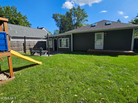 Tiny photo for 5013 Allen Street, Sylvania, OH 43560 (MLS # 10013270)