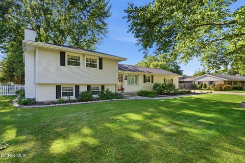 Tiny photo for 1106 Cherry Lane, Findlay, OH 45840 (MLS # 10009329)