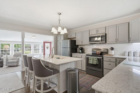Tiny photo for 1106 Cherry Lane, Findlay, OH 45840 (MLS # 10009329)