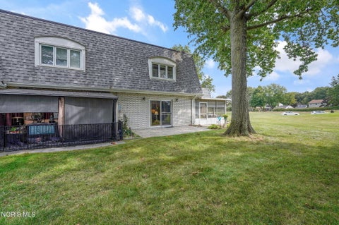 Tiny photo for 6925 Fenwyck Road, Maumee, OH 43537 (MLS # 10013613)
