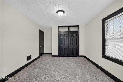 Tiny photo for 1515 Royalton Road, Toledo, OH 43612 (MLS # 10011730)