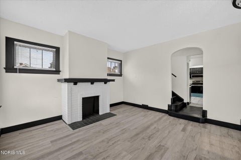 Tiny photo for 1515 Royalton Road, Toledo, OH 43612 (MLS # 10011730)