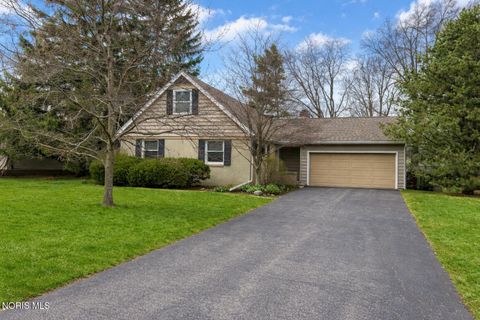 Photo of 166 Sunset Drive, Bluffton, OH 45817 (MLS # 10005522)