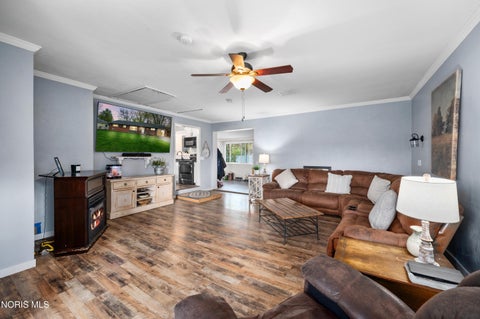 Tiny photo for 2741 Lyceum Place, Toledo, OH 43613 (MLS # 10013774)