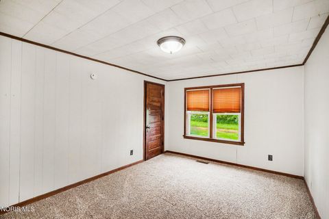Tiny photo for 6612 Holcomb Road, Pemberville, OH 43450 (MLS # 10007818)