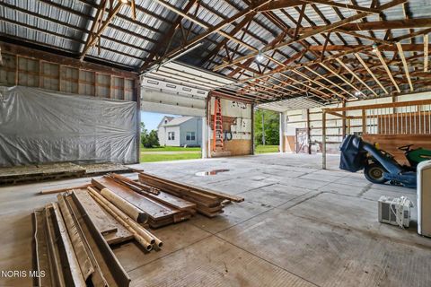 Tiny photo for 6612 Holcomb Road, Pemberville, OH 43450 (MLS # 10007818)