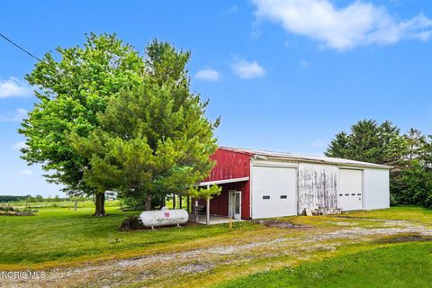 Tiny photo for 6612 Holcomb Road, Pemberville, OH 43450 (MLS # 10007818)