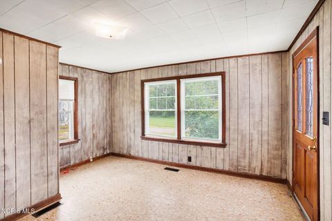 Tiny photo for 6612 Holcomb Road, Pemberville, OH 43450 (MLS # 10007818)